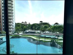 Lake Grande (D22), Condominium #609121391